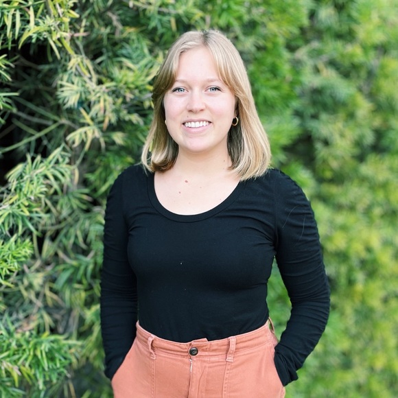 Meet your Posher, Nicki - Picture 1 of 1